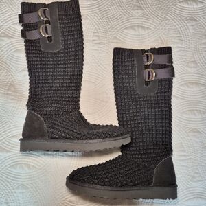 EUC UGG Solene Black Knit Boots Size 6